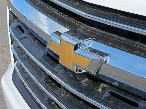 New 2025 Chevrolet Traverse LT w/ Enhanced Driving Package image 26