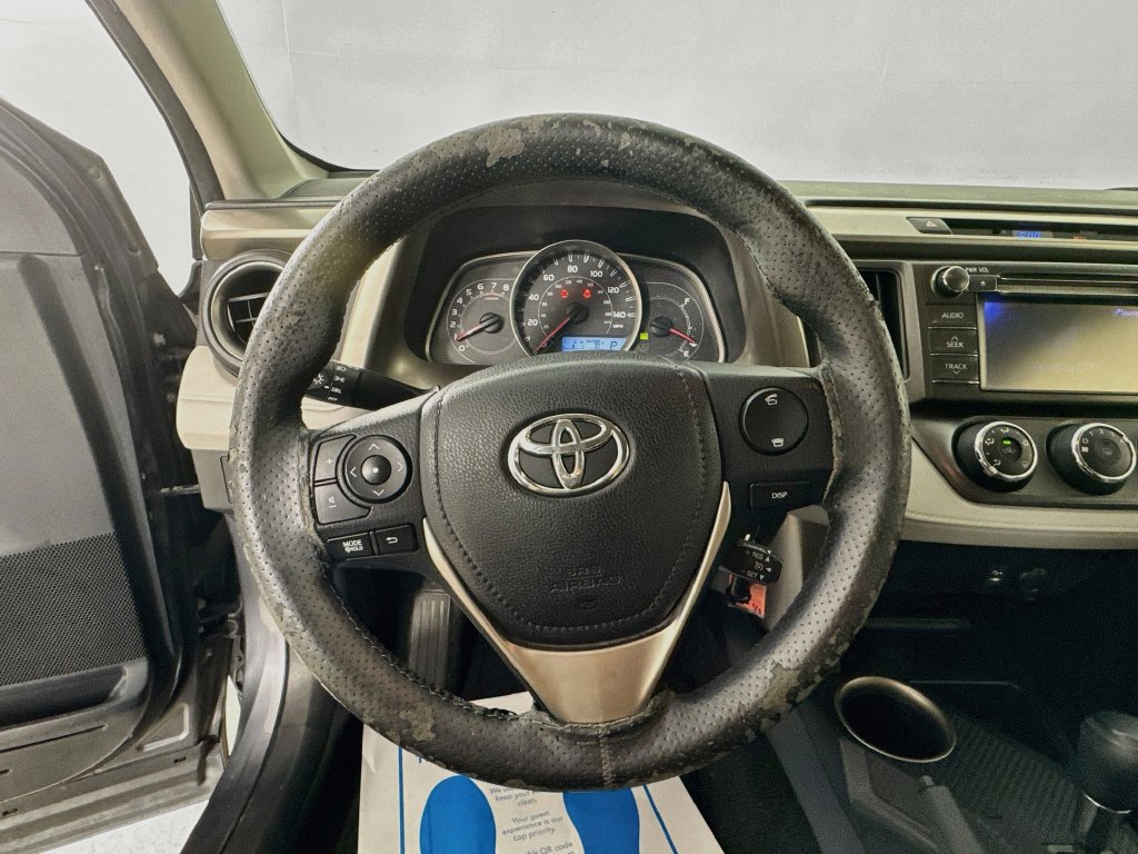 Used 2013 Toyota RAV4 LE FWD image 11
