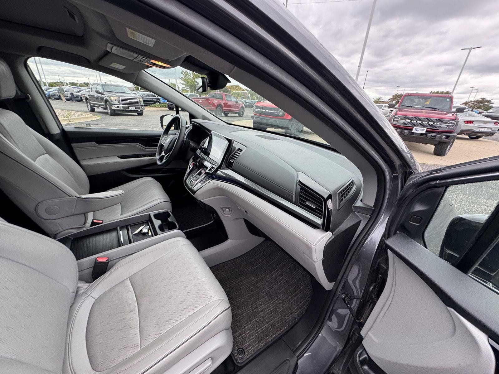 Used 2023 Honda Odyssey Elite image 22