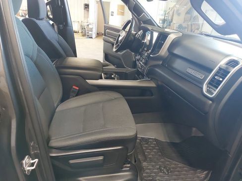 Used 2022 RAM 1500 Big Horn AWD/4WD image 10
