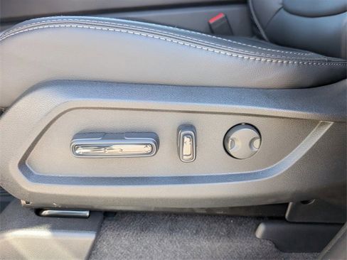 New 2025 Honda Pilot Touring image 16