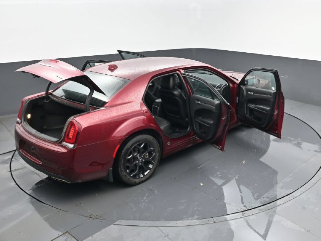 Used 2021 Chrysler 300 Touring AWD/4WD image 25