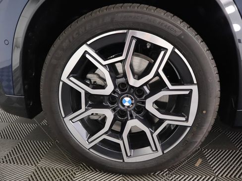 Used 2025 BMW X1 xDrive28i w/ Premium Package image 32