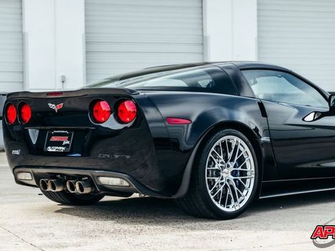 Used 2011 Chevrolet Corvette ZR1 w/ Preferred Equipment Group RWD image 61