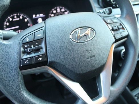 Used 2019 Hyundai Tucson Value AWD/4WD image 10