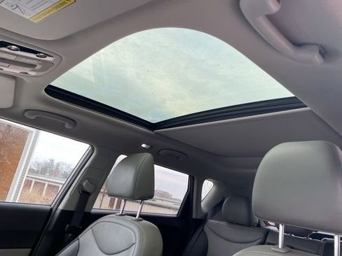 Used 2019 Kia Soul + w/ Primo Package image 14