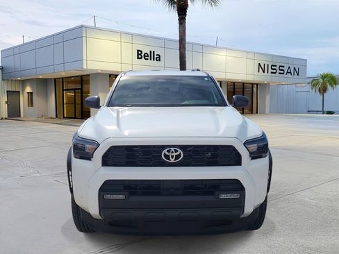 Used 2025 Toyota 4Runner TRD Off-Road AWD/4WD image 10