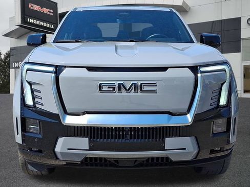 Used 2024 GMC Sierra EV Denali AWD/4WD image 21