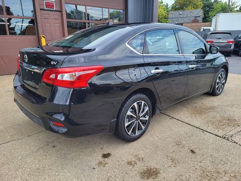 Used 2017 Nissan Sentra SV FWD image 6