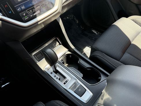 Used 2025 Subaru Ascent Premium AWD/4WD image 37