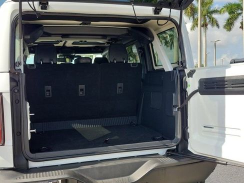Certified 2025 Ford Bronco Badlands AWD/4WD image 13