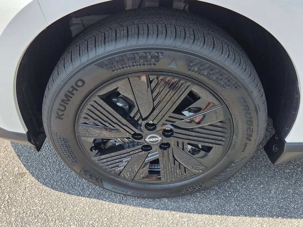 New 2026 Nissan Murano SV AWD/4WD image 17