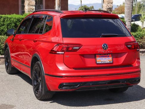 Used 2024 Volkswagen Tiguan SE R-Line FWD image 6