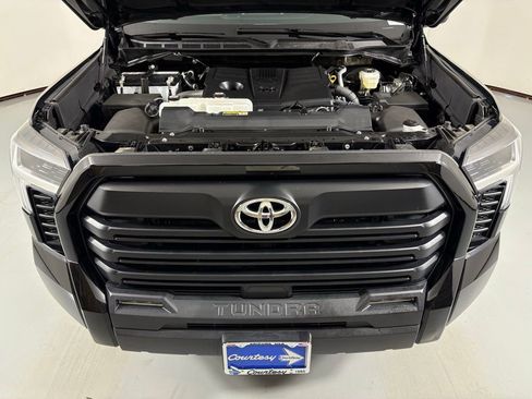 Used 2022 Toyota Tundra SR5 image 40