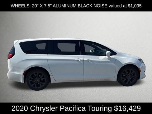 Used 2020 Chrysler Pacifica Touring w/ S Appearance Package image 2