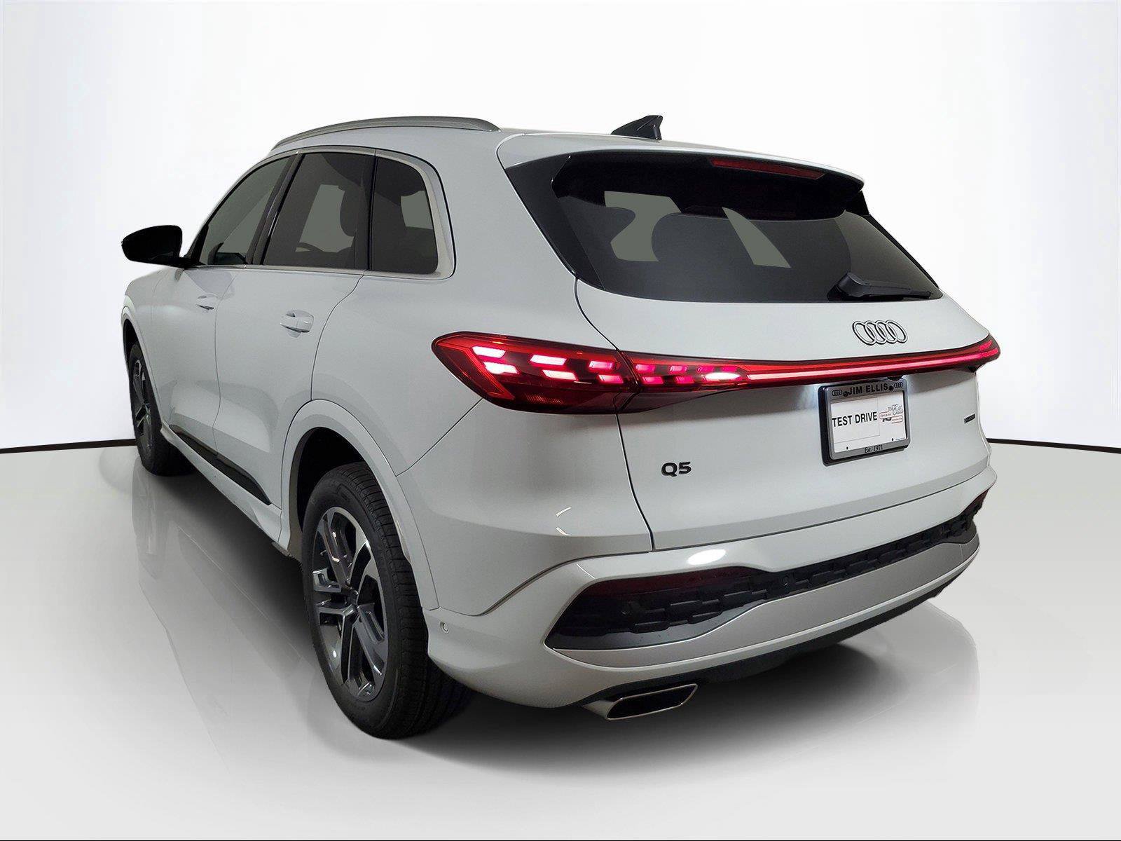 New 2026 Audi Q5 Premium AWD/4WD image 4