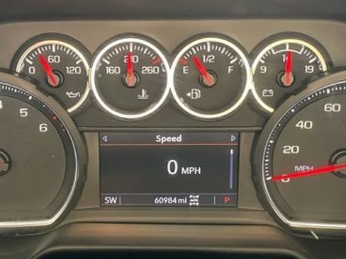 Used 2021 Chevrolet Tahoe Z71 w/ Z71 Signature Package image 25