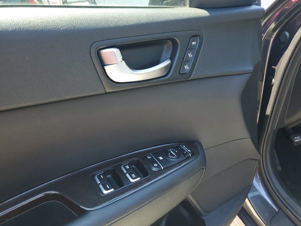 Used 2018 Kia Optima EX FWD image 18