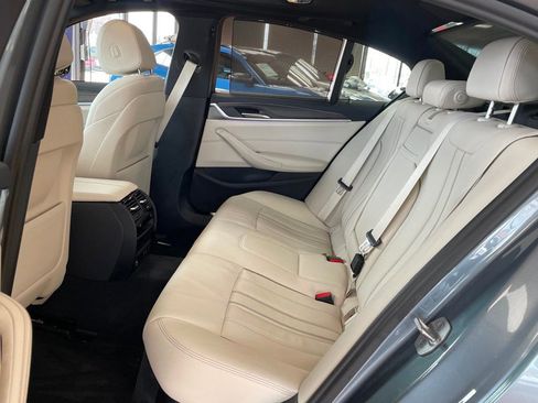 Used 2021 BMW 540i xDrive w/ M Sport Package image 21