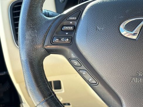 Used 2017 INFINITI QX50 2WD w/ Deluxe Touring Package image 20