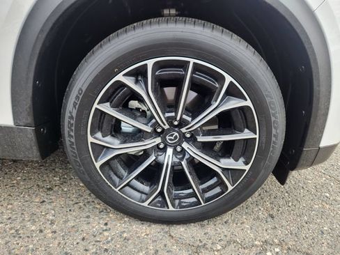 Certified 2025 MAZDA CX-70 Plug-In Hybrid w/ Premium Pkg AWD/4WD image 19