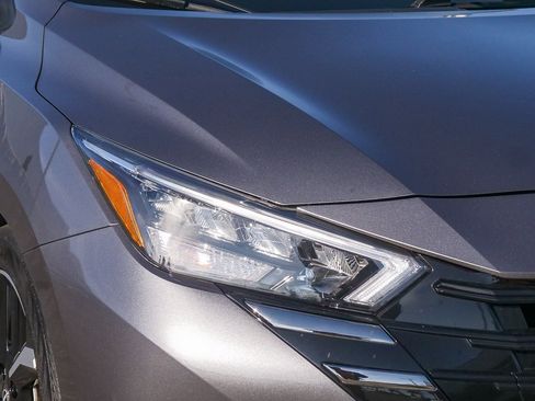 Used 2024 Nissan Versa SR w/ Trunk Package image 4