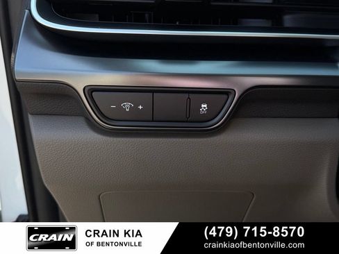New 2026 Kia Carnival FWD image 10