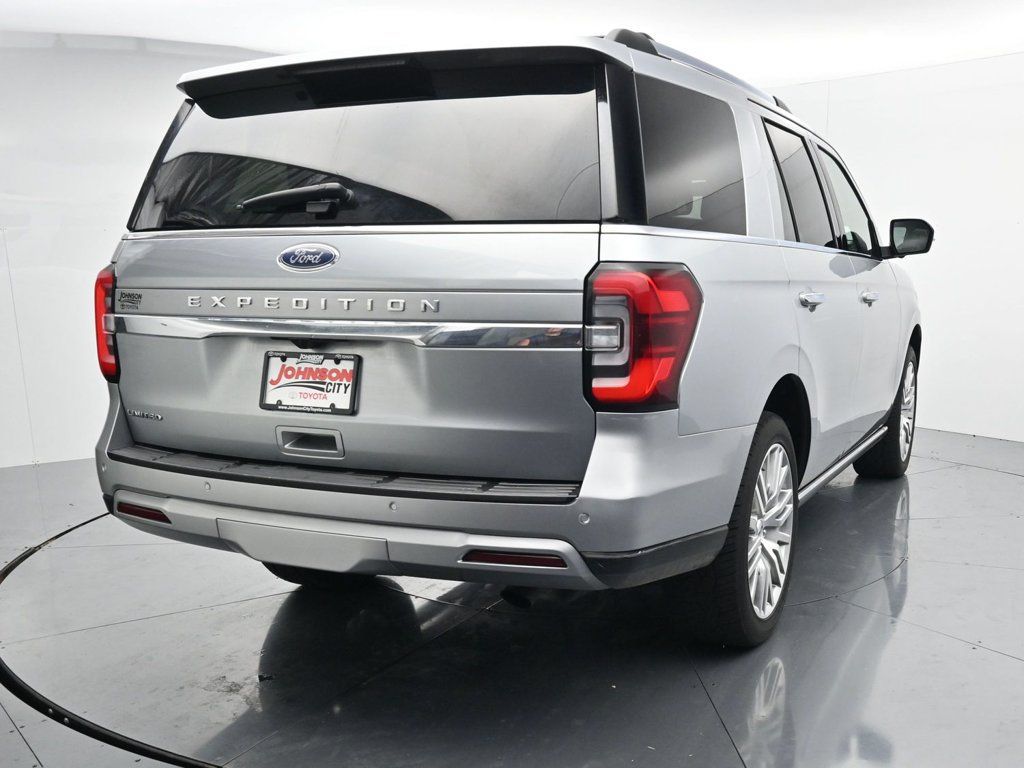 Used 2024 Ford Expedition Limited AWD/4WD image 6