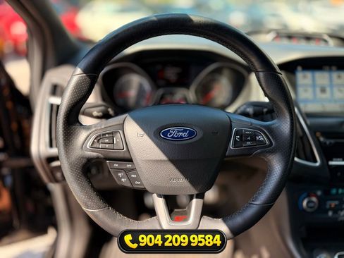 Used 2018 Ford Focus ST w/ Equipment Group 401A FWD image 15