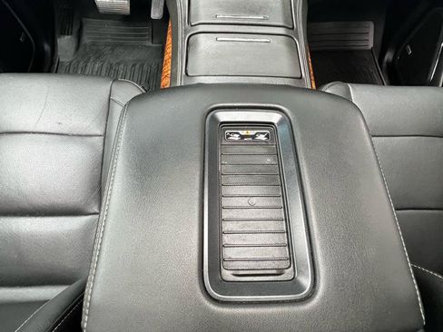 Used 2020 Chevrolet Tahoe Premier AWD/4WD image 15