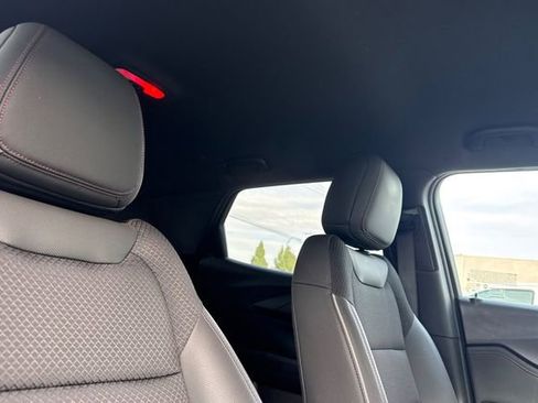 Used 2023 Chevrolet TrailBlazer RS image 18
