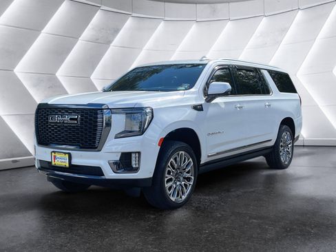 Certified 2024 GMC Yukon XL Denali Ultimate AWD/4WD image 2
