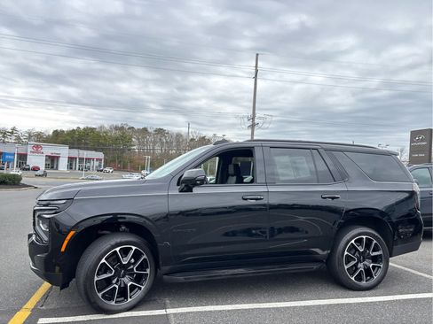Certified 2025 Chevrolet Tahoe RST w/ Comfort Package image 6