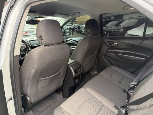 Used 2019 Chevrolet Equinox LT image 21