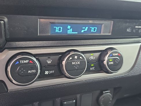 Used 2023 Toyota Tacoma SR RWD image 30