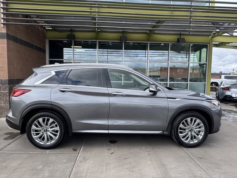 Used 2024 INFINITI QX50 Luxe image 9