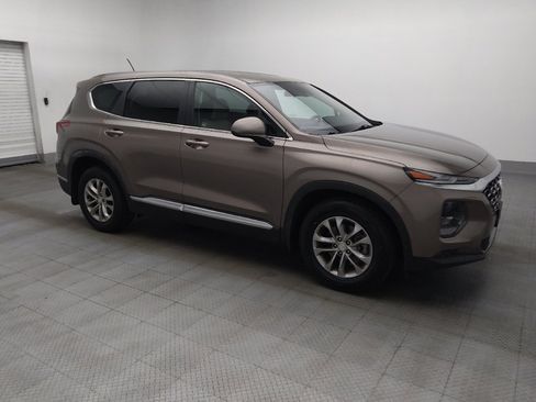 Used 2019 Hyundai Santa Fe SE FWD image 11