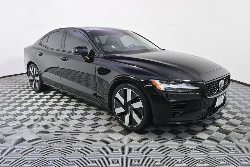 Used 2023 Volvo S60 T8 Plus w/ Climate Package AWD/4WD image 8