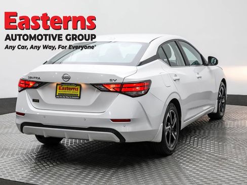 Used 2024 Nissan Sentra SV image 5
