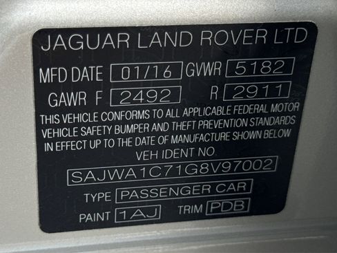Used 2016 Jaguar XJ R-Sport RWD image 60