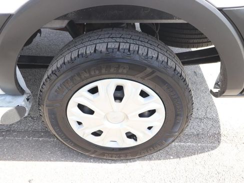Used 2023 Ford Transit 250 Low Roof w/ Exterior Upgrade Package RWD image 24
