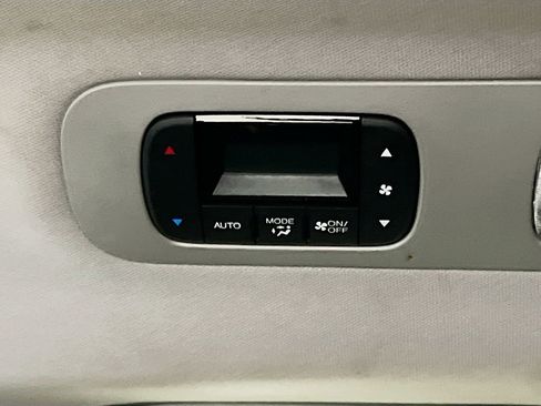 Used 2024 Honda Odyssey EX-L image 25