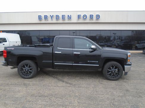 Used 2015 Chevrolet Silverado 1500 LTZ w/ LTZ Plus Package image 4