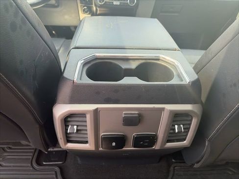 Used 2022 Ford F250 Lariat w/ Lariat Ultimate Package AWD/4WD image 13