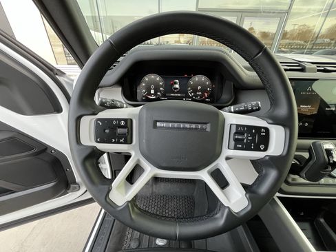 Certified 2025 Land Rover Defender 110 S image 18