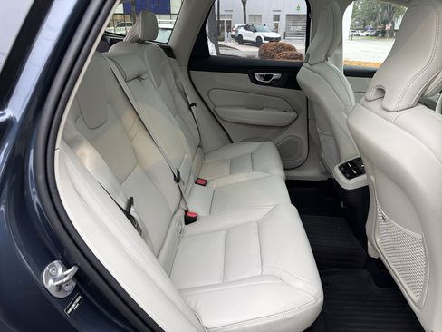 Used 2026 Volvo XC60 B5 Ultra w/ Protection Package Premier AWD/4WD image 39