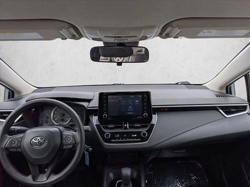 Used 2022 Toyota Corolla LE image 16