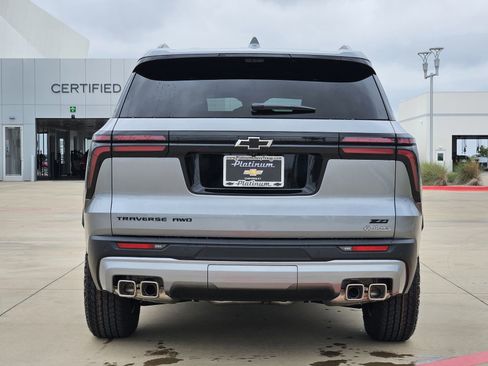 New 2026 Chevrolet Traverse Z71 w/ Driver Confidence Package image 9