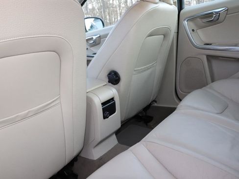 Used 2013 Volvo S60 T5 image 21