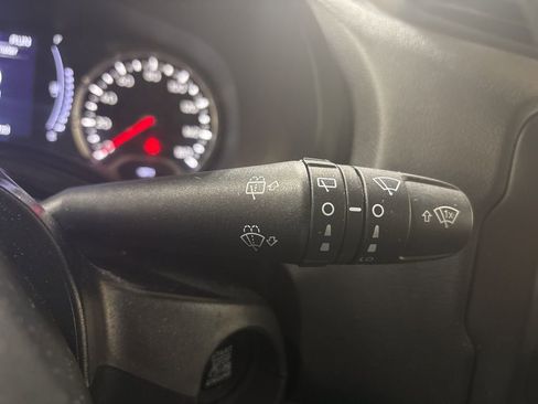 Used 2018 Jeep Renegade Sport w/ Power & Air Group image 15